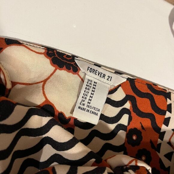 Forever 21 tie-front sundress - Picture 5 of 7